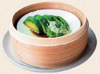 Steamed Avocado with Aromatic Soy Sauce
