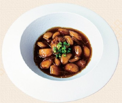 Whole Garlic & Dried Scallops Braised in Soy Sauce
